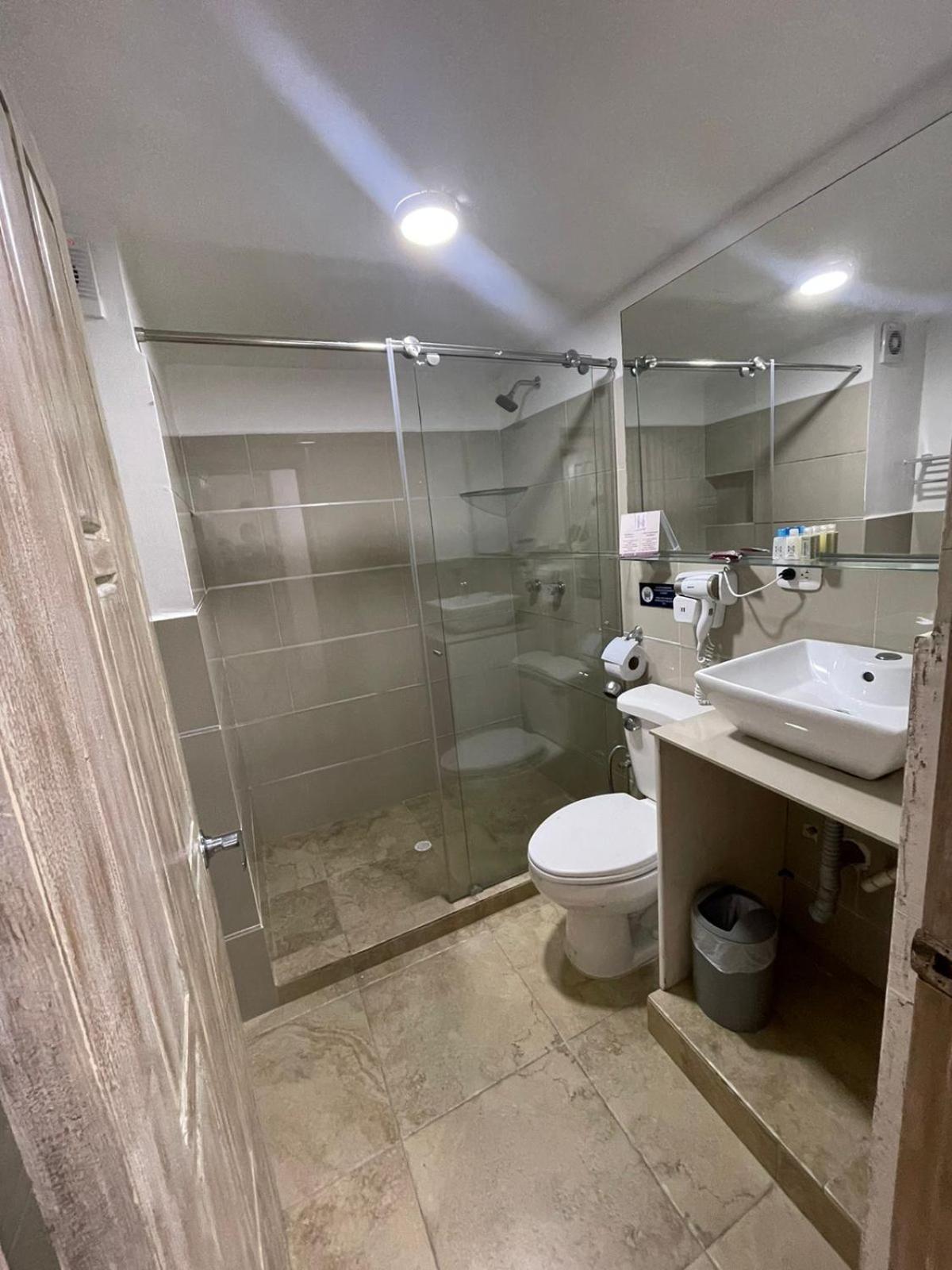 Hotel Hernandez Ctg Cartagena المظهر الخارجي الصورة